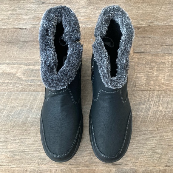 KHOMBU | Addison All Weather Winter Ankle Boots - Picture 2 of 11